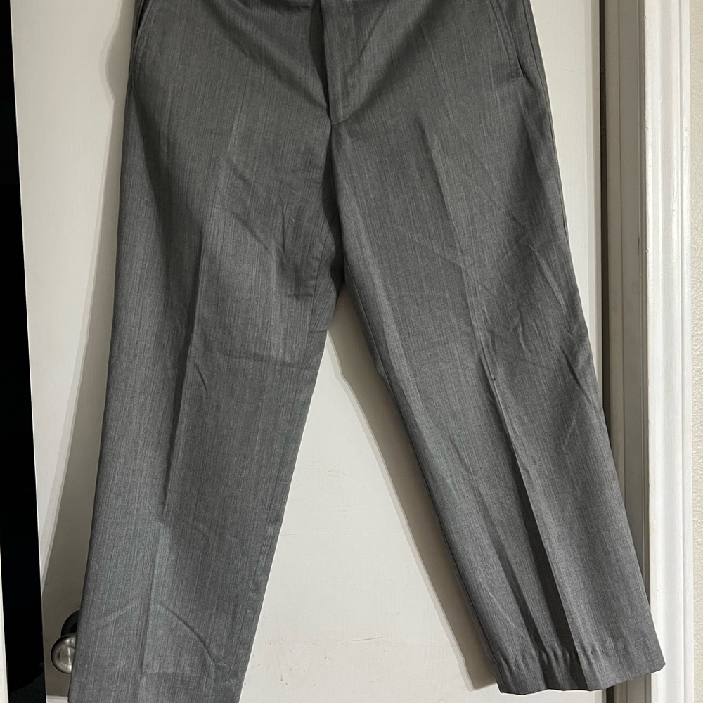 Grey Men’s slacks by Murano